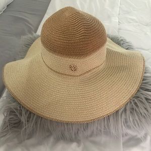 Floppy Beach Hat